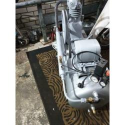 Goed weekend compressor 220v met grote tank e