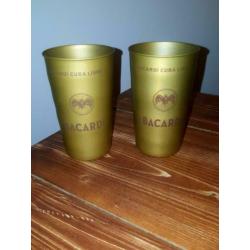 Bacardi Set met 8 glazen en accessoires.