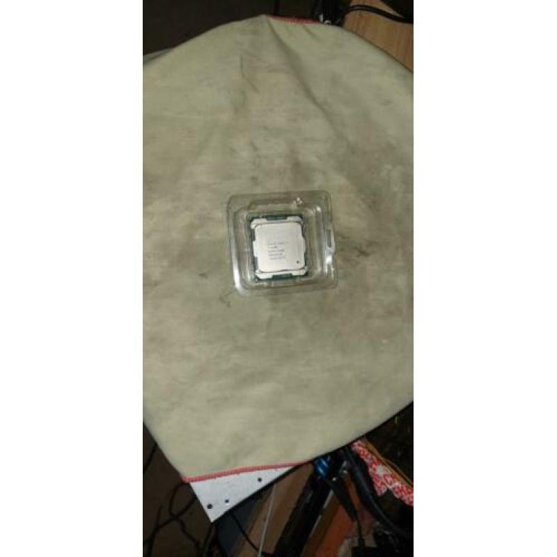 Intel core i7 6900k extreme edition.