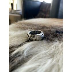 Ring van Buddha to Buddha Ben Small Maat 17