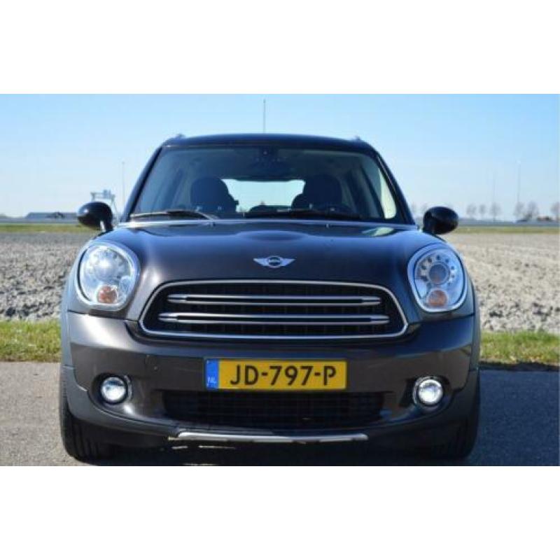 MINI Countryman 1.6 COOPER PEPER NAVI/XENON/ECC (bj 2016)