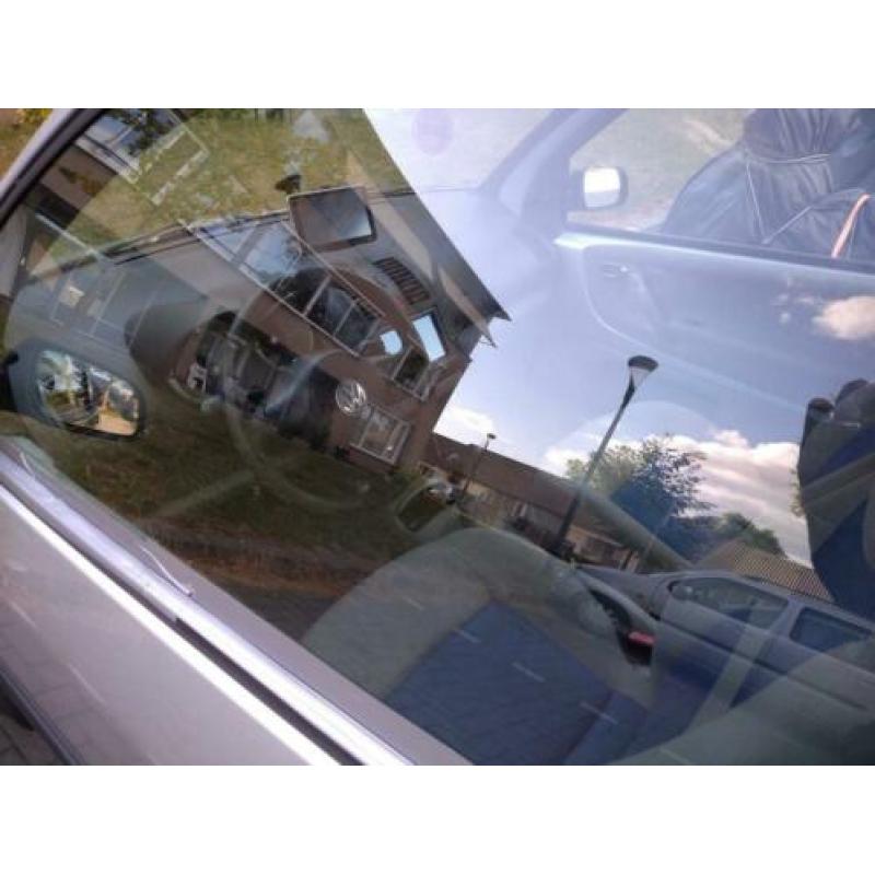 Volkswagen Lupo 1.4 55KW 2003 Grijs