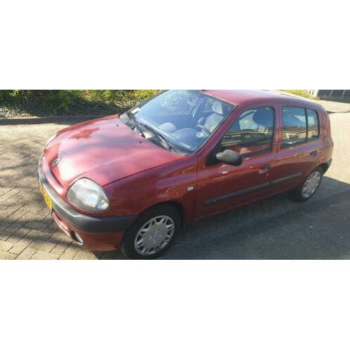 Renault Clio 1.4 RN 5DR 2001 apk 13/12/20
