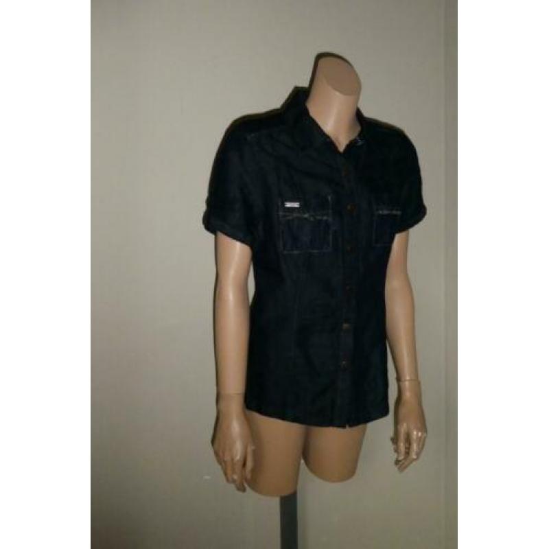 Geisha mooi donker blauw jeans blouse mt. L valt kleiner