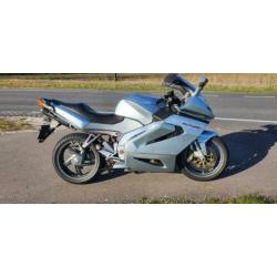 Aprilia Futura RST 1000 met veel extras