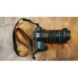 Canon 60D spiegelreflex camera met 2 lenzen en battery grip