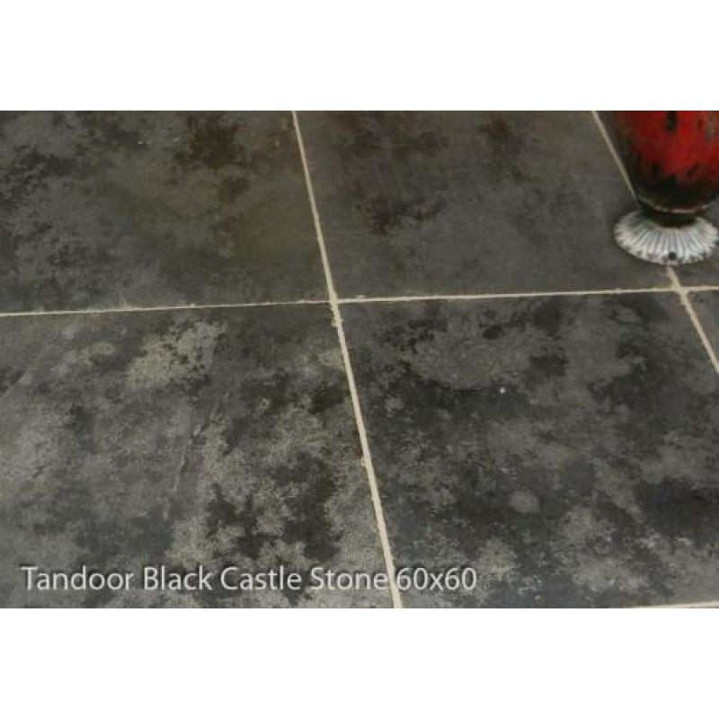 antieke keukenvloer Castle Stone Black 60x60 cm verouderd