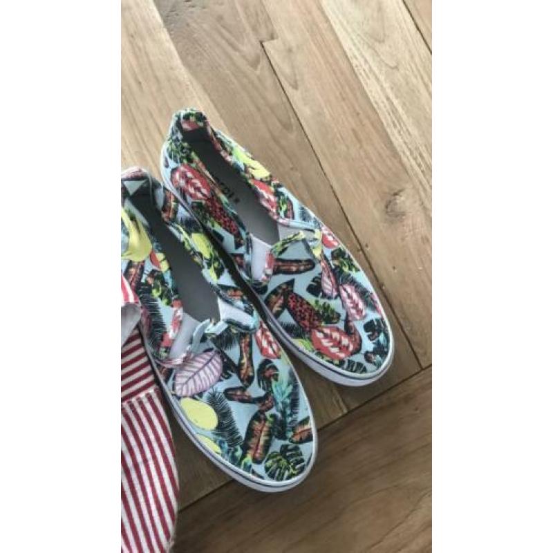 Hawai instap gympen en espadrilles rood/wit, mt 39