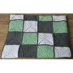 Gehaakte babydeken, Granny Squares, mint, grijs, wit