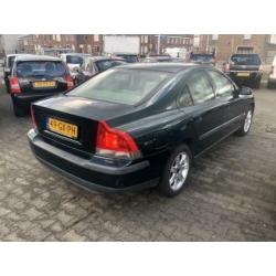 Volvo S60 190 dkm !! zeer mooi ! 2.4