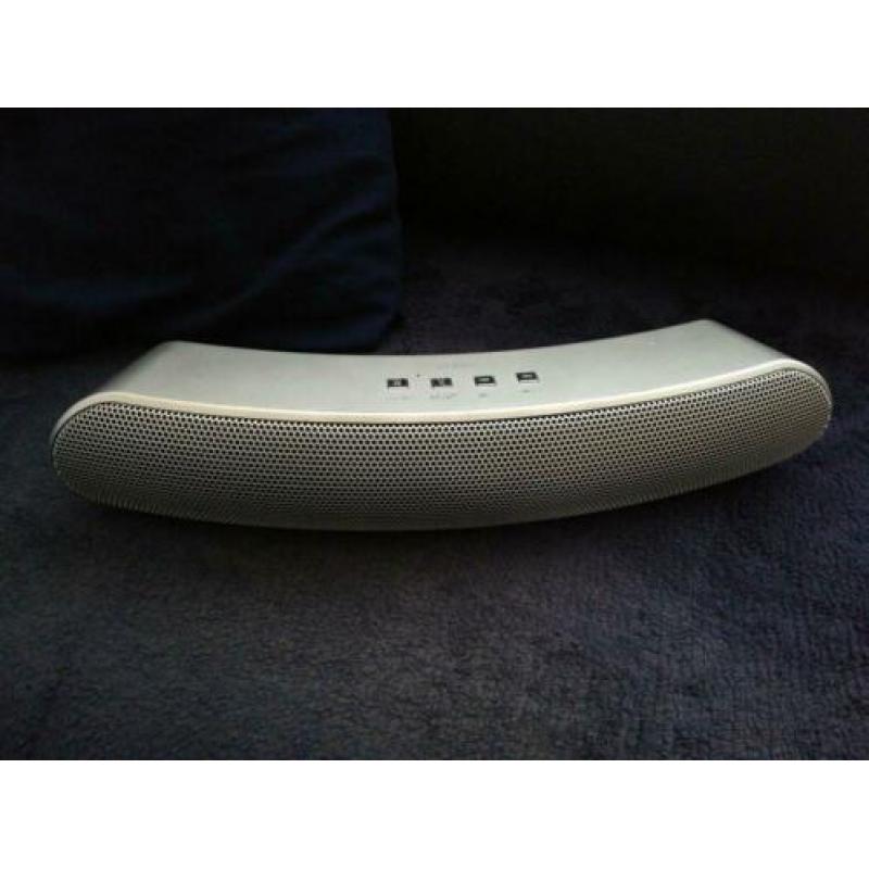 Pulse bluetooth speaker