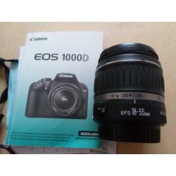 canon eos 1000d met telelens 300mm plus statief