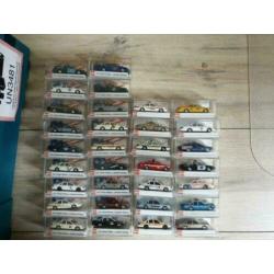 Busch chevrolet caprice verzameling 32 stuks 1:87