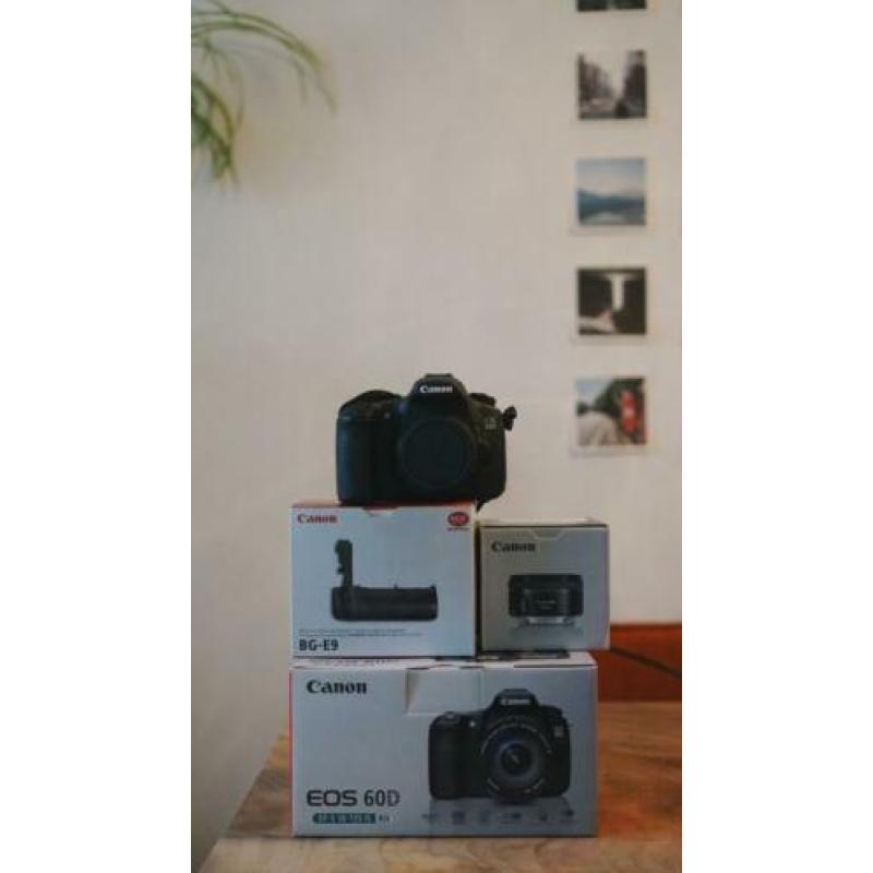 Canon 60D spiegelreflex camera met 2 lenzen en battery grip