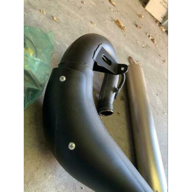 Husqvarna SMS / SM 125 uitlaat