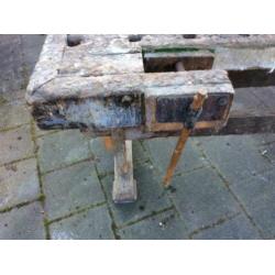 Oude werkbank