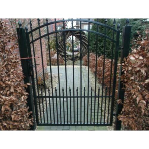 IJzeren inlooppoort / tuinpoort
