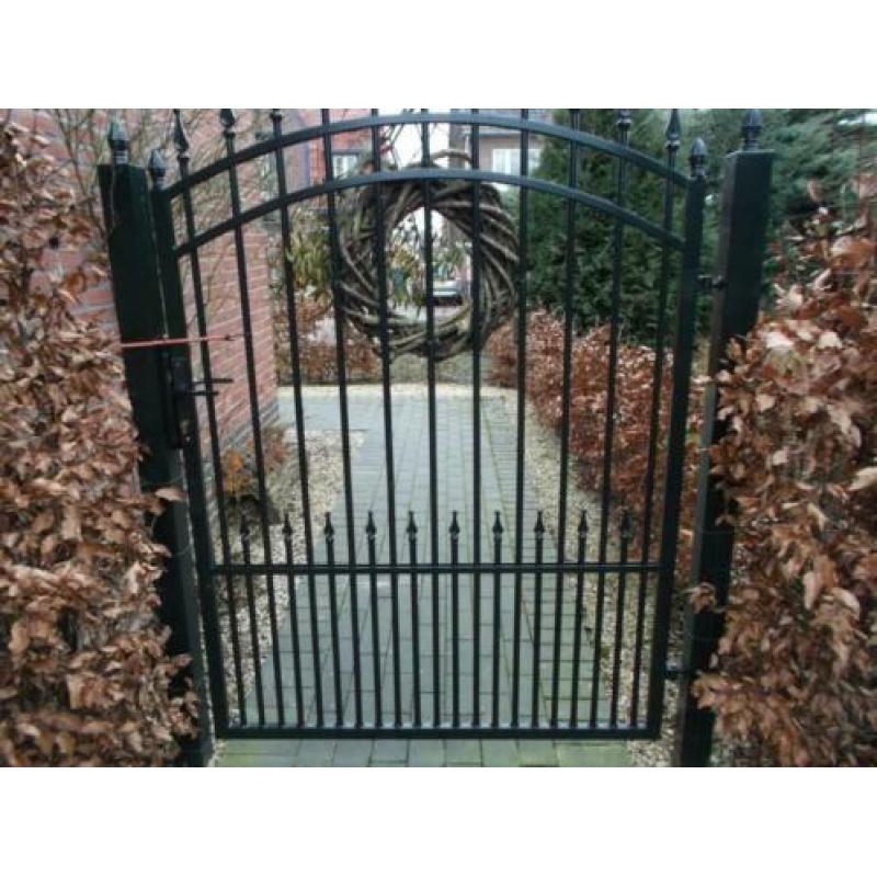 IJzeren inlooppoort / tuinpoort