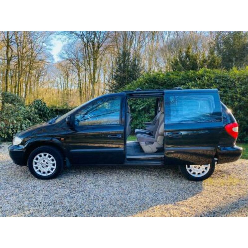 Chrysler Voyager 2.4I, 7 Persoons, Airco, 1 EIG, Unieke KM!