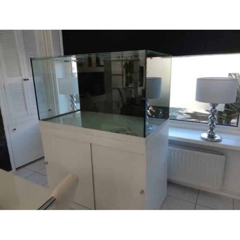 Prachtig groot aquarium 110× 60×60
