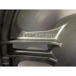 Kawasaki GPZ500 achtervelg achterwiel achter velg wiel GPZ