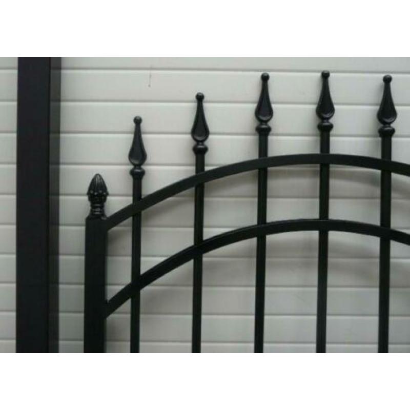 IJzeren inlooppoort / tuinpoort