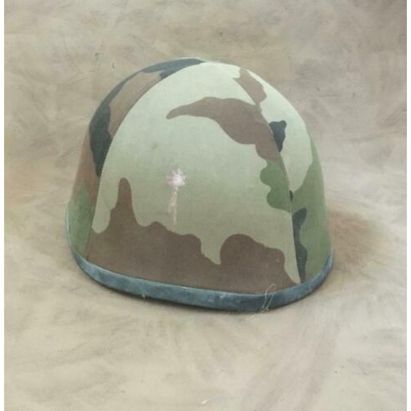 Franse helm met camo cover type F1 - 1989