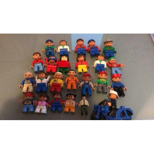 Playmobil poppetjes 24 stuks