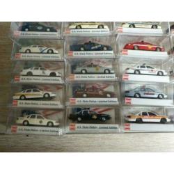 Busch chevrolet caprice verzameling 32 stuks 1:87