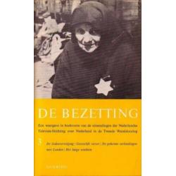 De bezetting. 5-Delige serie van dr. Lou de Jong. Pocketuitg