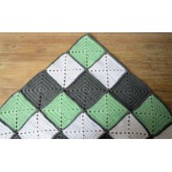Gehaakte babydeken, Granny Squares, mint, grijs, wit