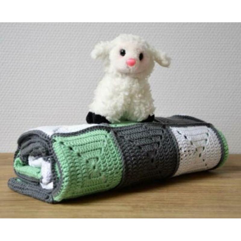 Gehaakte babydeken, Granny Squares, mint, grijs, wit