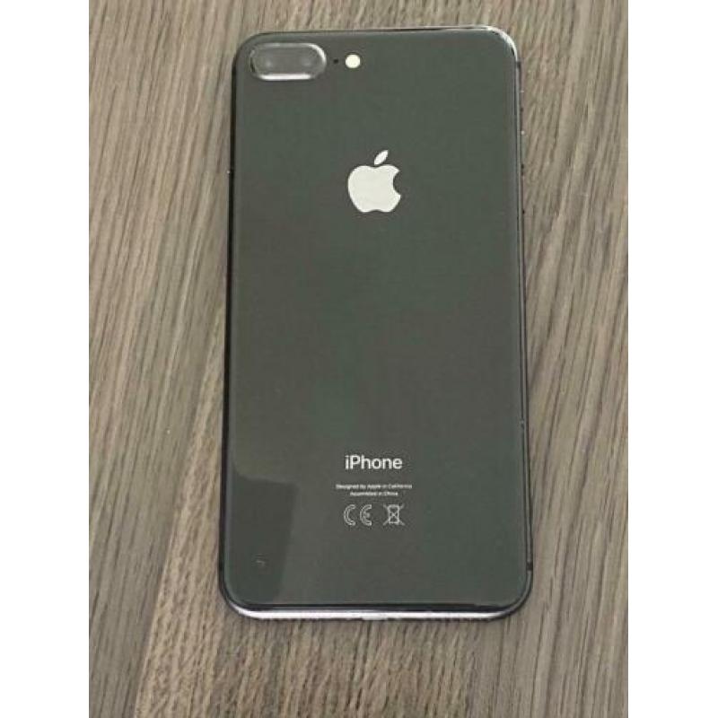 iPhone 8 Plus 64 GB Space Grey