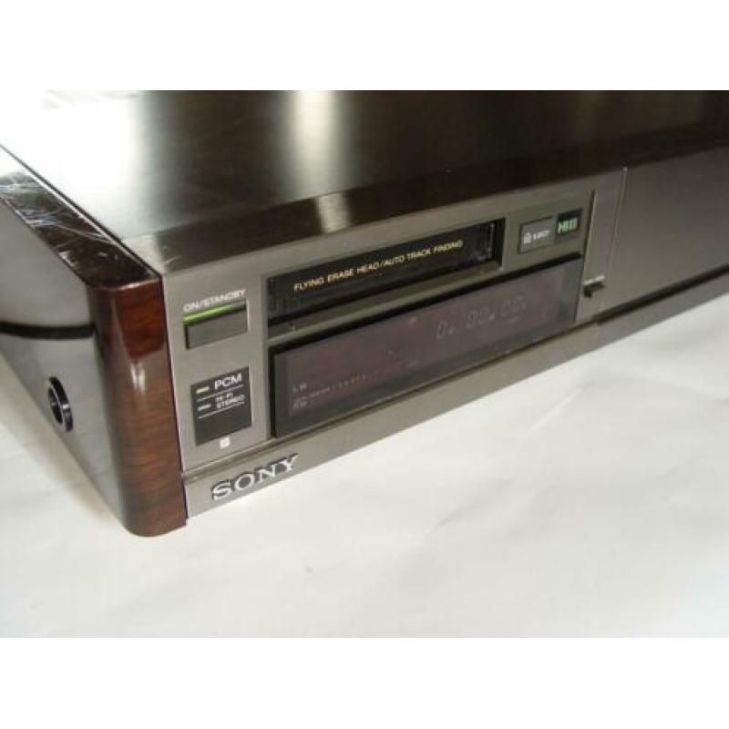 Sony EV - S1000 E Hi 8