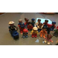 Playmobil poppetjes 24 stuks