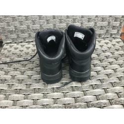 Werkschoenen maat 41 merk Bata