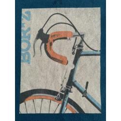 Borxz petrol crewneck met toffe racefiets plaat maat 146/152
