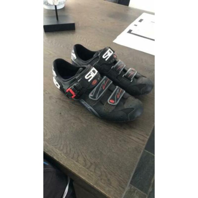 Sidi wilrenschoenen maat 43 2 paar