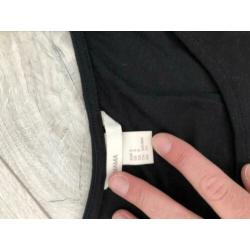 Twee zwarte jurkjes van H&M Mama maat S