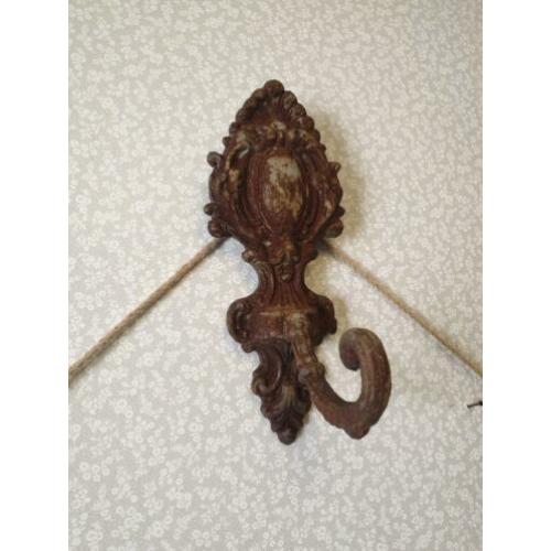 Gietijzeren barok muur haak ornament