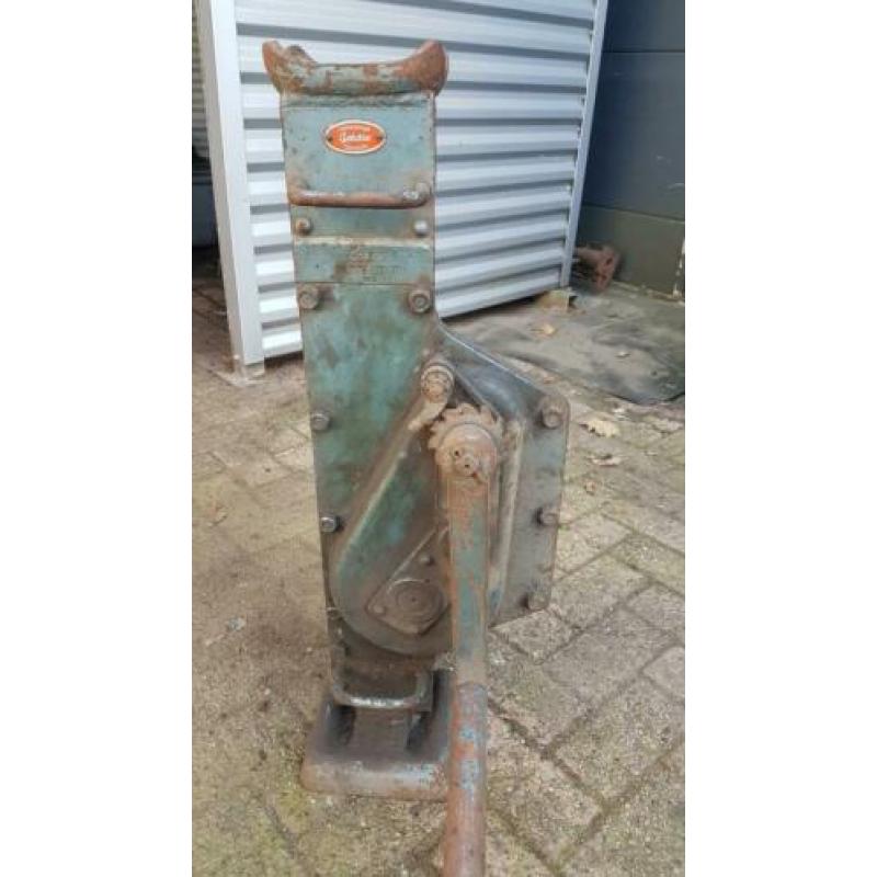 Dommekracht 20tons merk: Gehore 1970