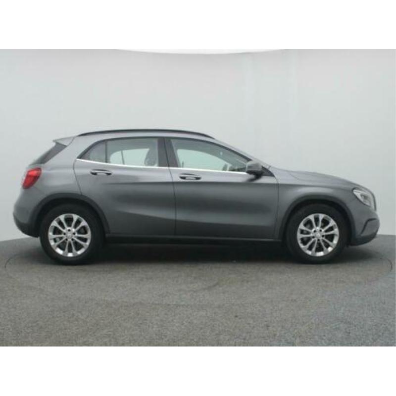 Mercedes-Benz GLA-Klasse 180 CDI Lease Edition Automaat | Na