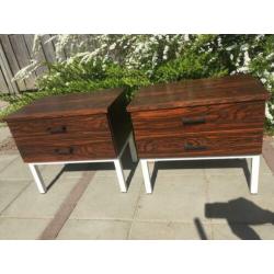 Twee Retro nachtkastjes vintage nachtkastjes set