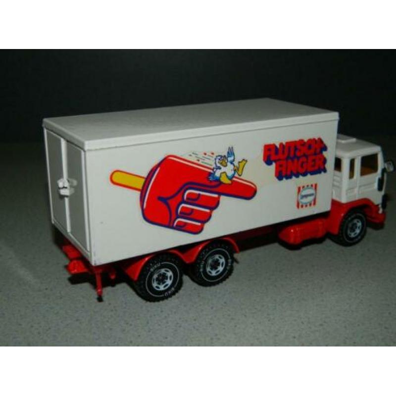 siku 2916 volvo f7 flutsch finger