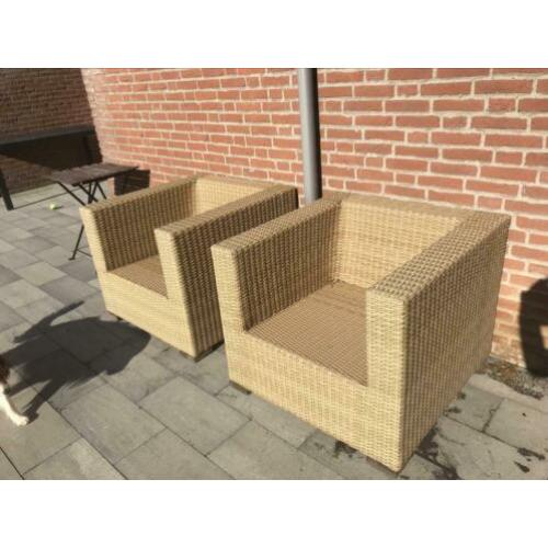 2 mooie tuinstoelen. (Bois le Duc)