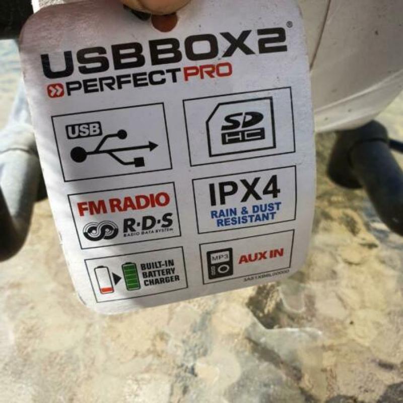 Perfect Pro USBBOX 2 Bouwradio FM-RDS/USB-SD speler, wit + o