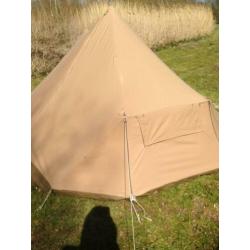 Esvo Cherokee tent.