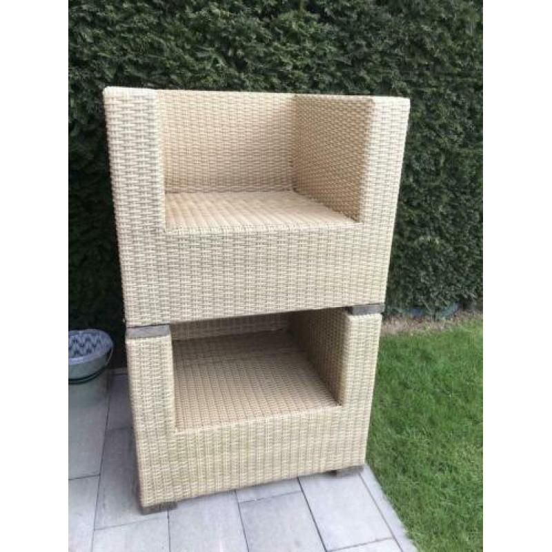 2 mooie tuinstoelen. (Bois le Duc)