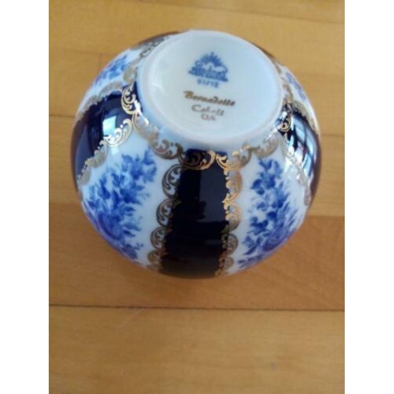 vaas Lindner Kueps Bavaria Porselein Bernadette Cobalt 0A