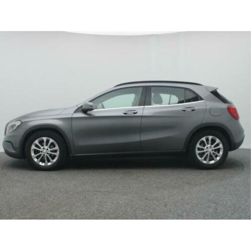 Mercedes-Benz GLA-Klasse 180 CDI Lease Edition Automaat | Na